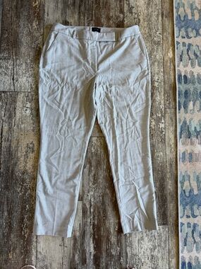 2 for $20 sale: White House black market the slim gray herringbone pant - 14